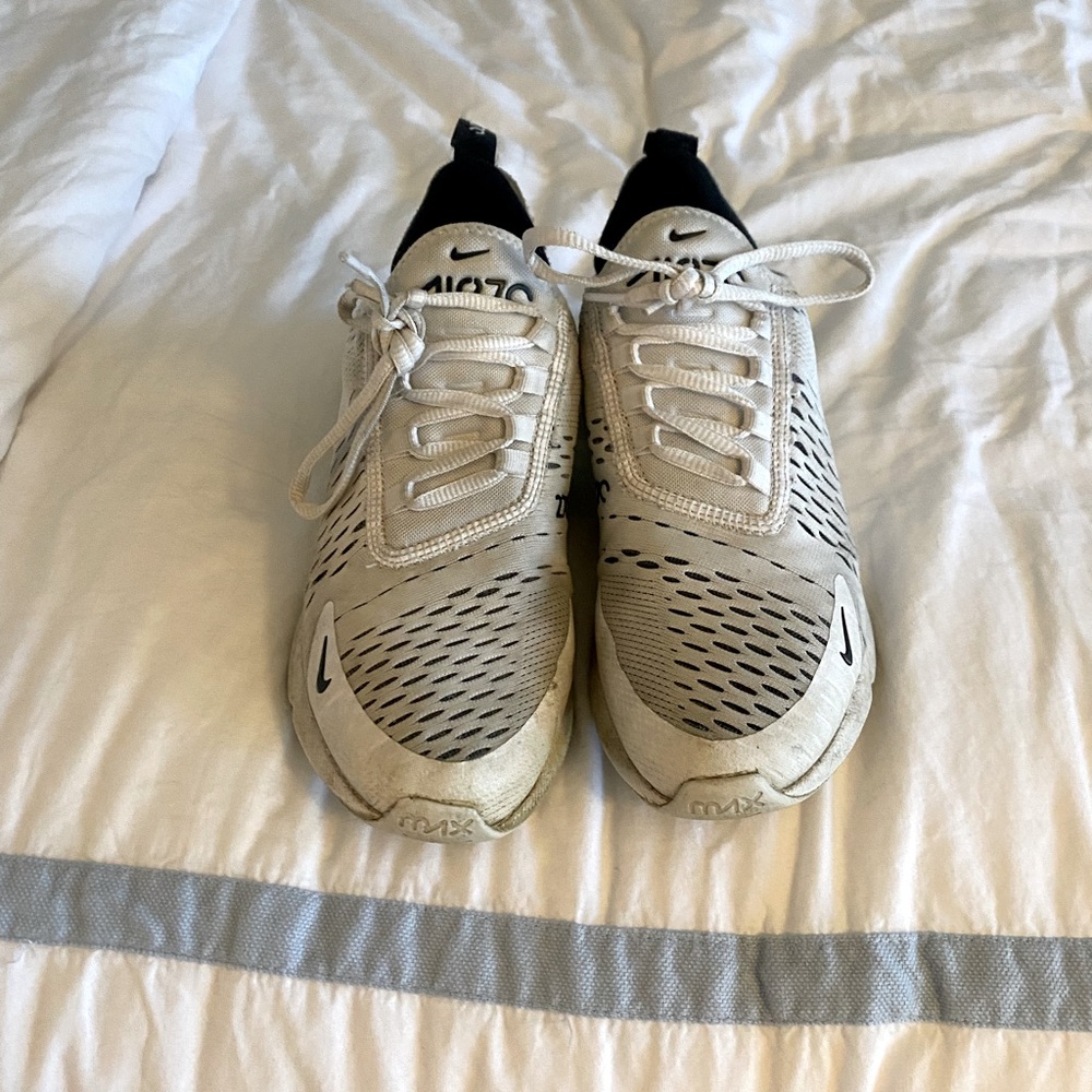 women’s air max 270, size 7
